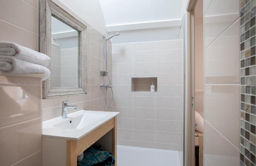 Villefranche-de-Rouergue House | Discover Le Gîte de Siloe: Guest Rated 8.9/10 Stay