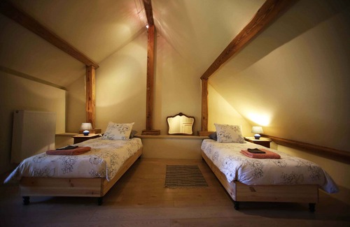 Haut-Bois House | Experience Le Gîte de Froidefontaine: Perfect for Families & Pets