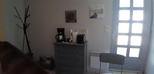 Lailly-en-Val House | Child-Friendly Retreat at Le gîte de l'atelier, Rated 8.7