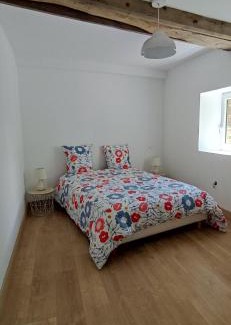 Forges-la-Foret Apartment | Discover Le gîte de l'Ecurie: Family-Friendly Retreat