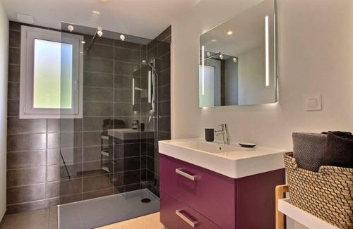 Lezardrieux House | Ocean View Retreat at Le Gîte de L'estuaire Spa & Hot Tub