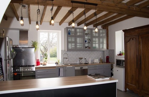 Parcay-sur-Vienne Cottage | Le gîte de Parcius - Perfect for Large Groups with Ocean Views