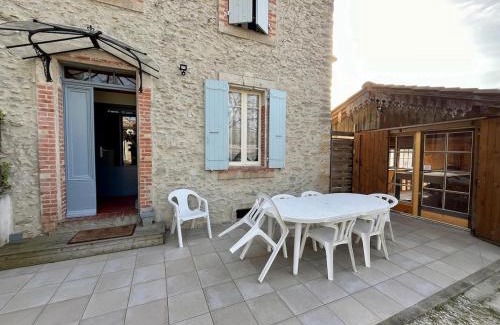 Castelnaudary House | Discover Le gîte du Clos d'André near Canal du Midi