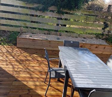 Sully House | Pet-Friendly Retreat at Le gîte du Galou - Rated 9.8!