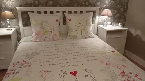 Baigneux-les-Juifs House | Pet-Friendly Retreat at Le Gîte du Lapin Bleu with Ocean Views