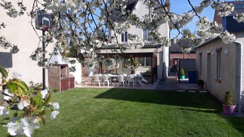 Willerval Villa | Family-Friendly Retreat at Le Gîte du Magnolia - 8.3/10 Rating