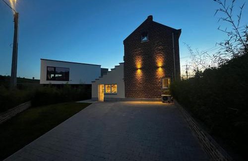 Oupeye House | Le Gîte du Moulin: Modern Elegance with Hot Tub Retreat