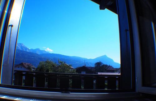 Marignier Apartment | Discover Le Pontvys: Guest Rated 9/10 for Unforgettable Stays