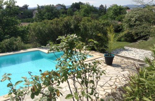 Rosieres House | Experience Oceanfront Bliss at Le Gîte du Soleil