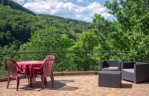Auneau House | Family-Friendly Retreat at le gîte du Wildbach - Guest Rated 9.8