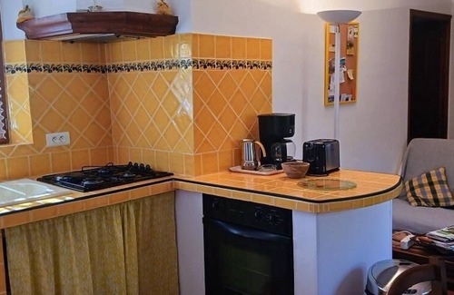 Ampus House | Discover Le Gîte Jaune in AMPUS: Family-Friendly Retreat