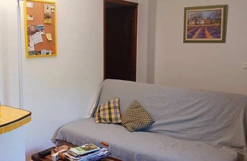Ampus House | Discover Le Gîte Jaune in AMPUS: Family-Friendly Retreat
