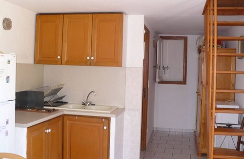 Gassin House | Family-Friendly Retreat at Le Gîte Olivier in Gassin
