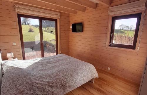 Engreux House | Pet-Friendly Oceanfront Retreat: Le gîte Pierre et Bois