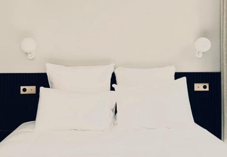 Biarritz City Centre Hotel | Discover Le Gamaritz: Oceanfront Paradise with Breakfast