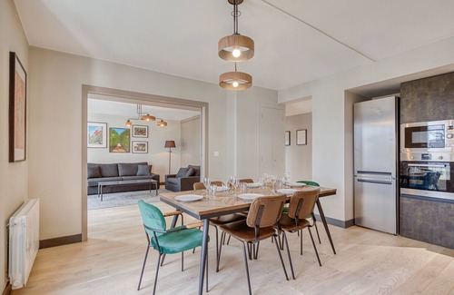 Laval Apartment | Le Gambetta: Modern Apartment with Parking & Netflix Access