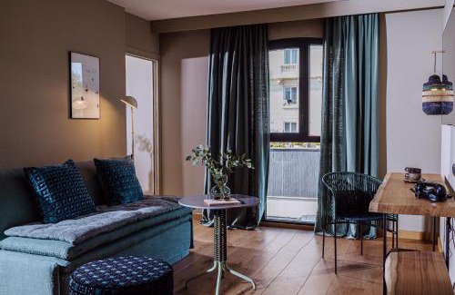 Biarritz Hotel | Enjoy Oceanfront Bliss at Le Garage Biarritz Hôtel