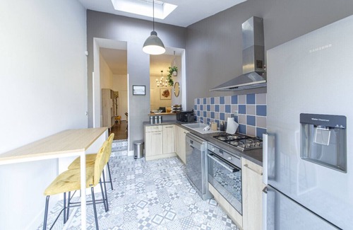 Laval Apartment | Beautiful Le Garden: Relaxing Spa & Family-Friendly Stay