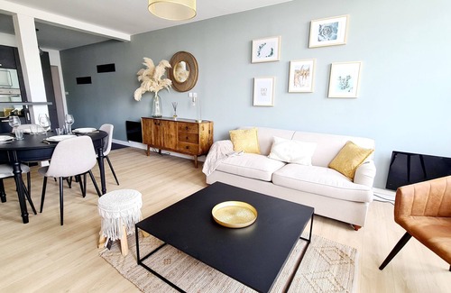 Gare Apartment | Oceanfront Retreat at Le Garibaldi de Calais - Guest Rated 8/10