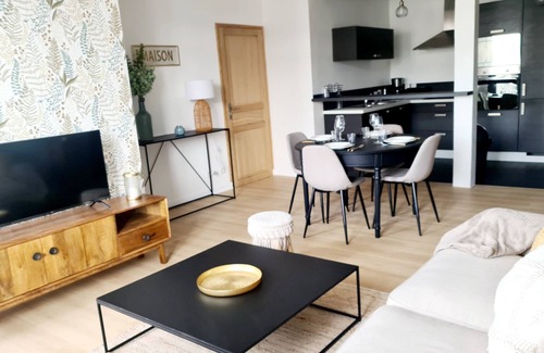 Gare Apartment | Oceanfront Retreat at Le Garibaldi de Calais - Guest Rated 8/10