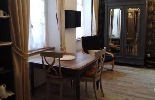 Bourges Apartment | Elegant Studio in Historic Heart - Rated 9.4/10 by Guests