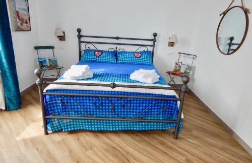 Voltri House | Unforgettable Stays at LE GIÜE with Hot Tub & Breakfast