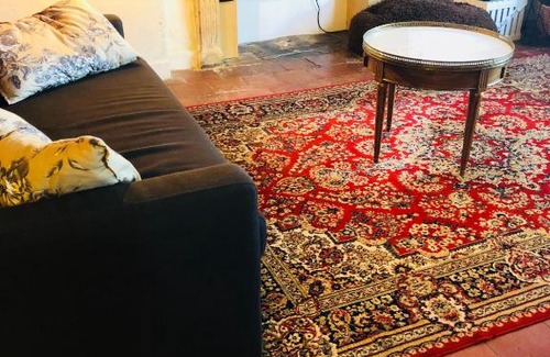 Republique Apartment | Guest Rated 10/10: Le Gite de la Muraille Awaits You