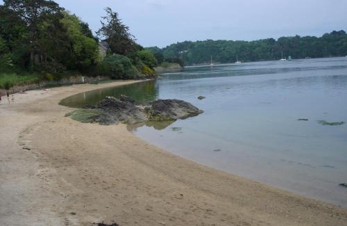 Lezardrieux House | Oceanfront Retreat at Le Gite de la Plage - Rated 9/10