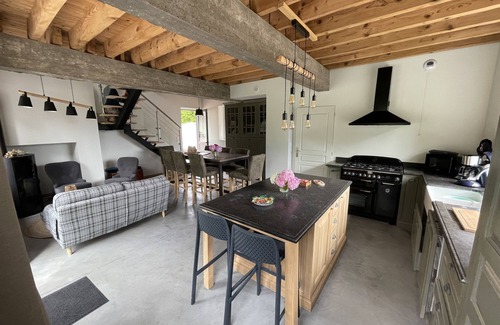 Monchel-sur-Canche House | Guest Rated: Le Gite du Moulin de la Pisciculture Retreat