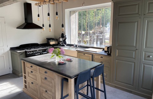 Monchel-sur-Canche House | Guest Rated: Le Gite du Moulin de la Pisciculture Retreat