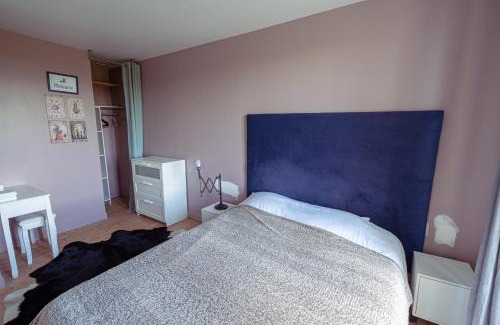 Audrieu House | Relaxing Retreat at Le Gite La Mélusine with Hot Tub