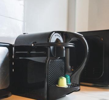 Laval Apartment | Pet-Friendly LE GOLD Gare SNCF: Calm Residence & 9/10 Rating