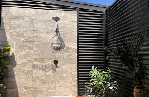 Shepparton House | Family-Friendly Retreat at Le Graham Shepparton Hotel