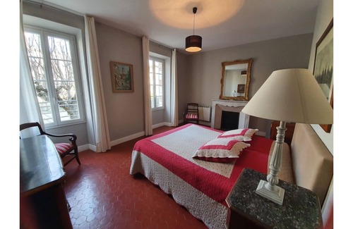 Sablet Villa | Elegant Le Grand Gite with Pool & Breakfast – Rated 9.8