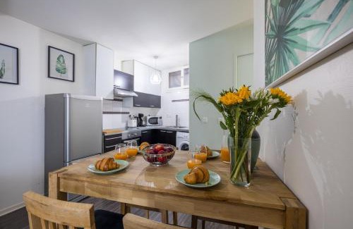 Mont-de-Marsan Apartment | Discover Le Jungle - Pet & Child Friendly in Central Location