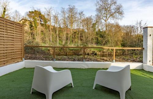 Auterive Apartment | Comfortable Le Green Duplex: Family-Friendly with Netflix