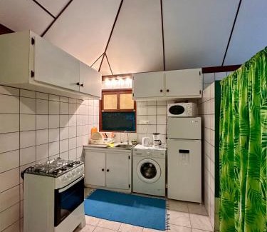 Fare Ski Chalet | Discover Relaxation at Le Green House by Meri Lodge Huahine