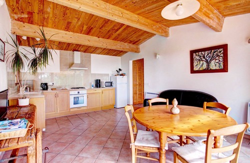 Saint-Jeannet House | Le Greissier House: Oceanfront Retreat with Scenic Terrace