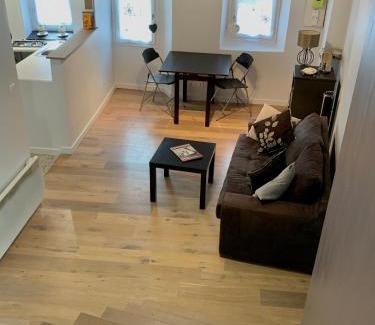 Sospel Apartment | Cozy Le Grenier: Family-Friendly Retreat with Great Ratings