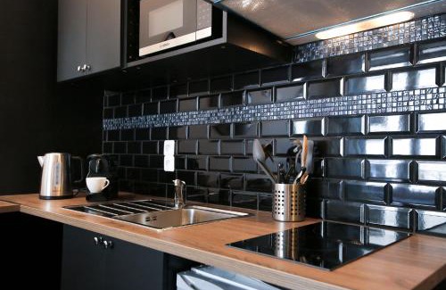 Saint-Roch - Badouillere - Chavanelle Apartment | Chic Comfort at Le Grunge: Pet-Friendly and WiFi Included