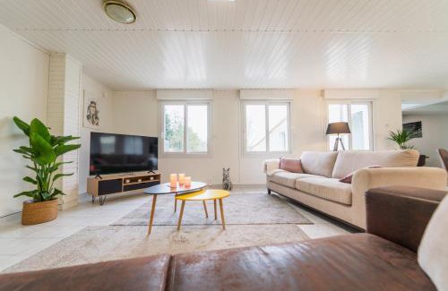 Chasseneuil-du-Poitou Apartment | Family-Friendly Le Gué Sourdeau: Minutes from Futuroscope