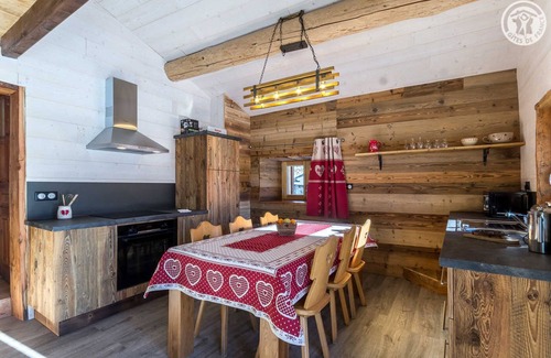 Bessans House | Discover LE Gypaete - Bessans: Pet-Friendly Retreat