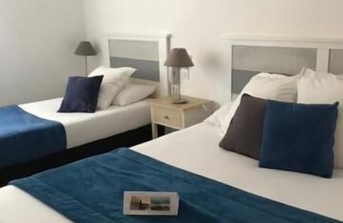 Ronce-les-Bains Hotel | Discover Le Héron Cendré: Family-Friendly with Breakfast
