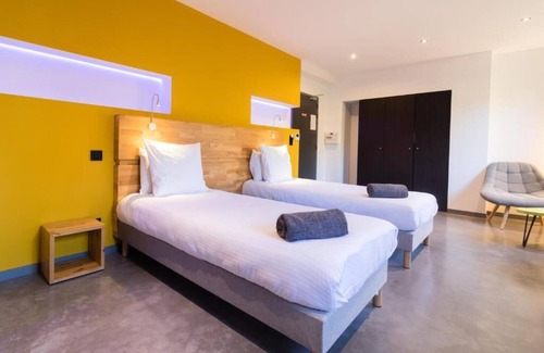 Chatte Hotel | Discover Le H85: Family-Friendly & Wheelchair Accessible