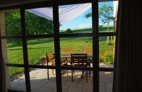 Saint-Leon House | Experience Le Hameau des Coquelicots with Ocean View & Pool