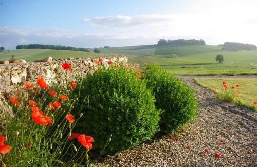 Saint-Leon House | Experience Le Hameau des Coquelicots with Ocean View & Pool