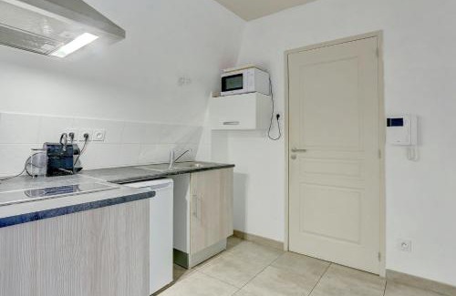 Abondant Apartment | Discover Family-Friendly Comfort at Le Havre de Paix