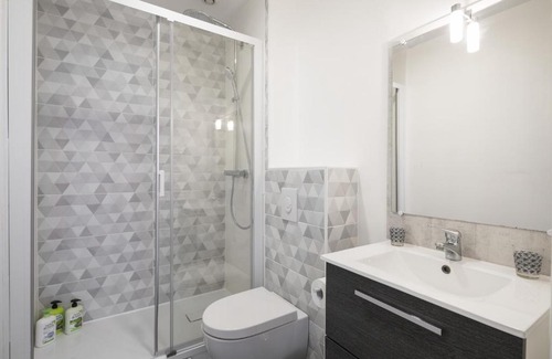 Salorges - Sainte-Anne Apartment | Family-Friendly Retreat at Le Heron by Cocoonr - Rated 9/10