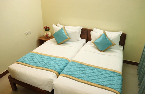Kalapettai Bed & Breakfast | Le Ideal Suites