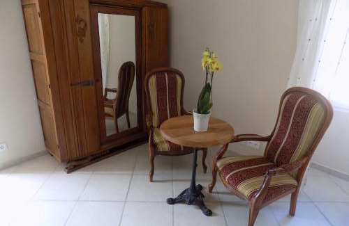 Nabirat Bed & Breakfast | Experience Oceanfront Bliss at Le Jaonnet - Guest Rated 9/10